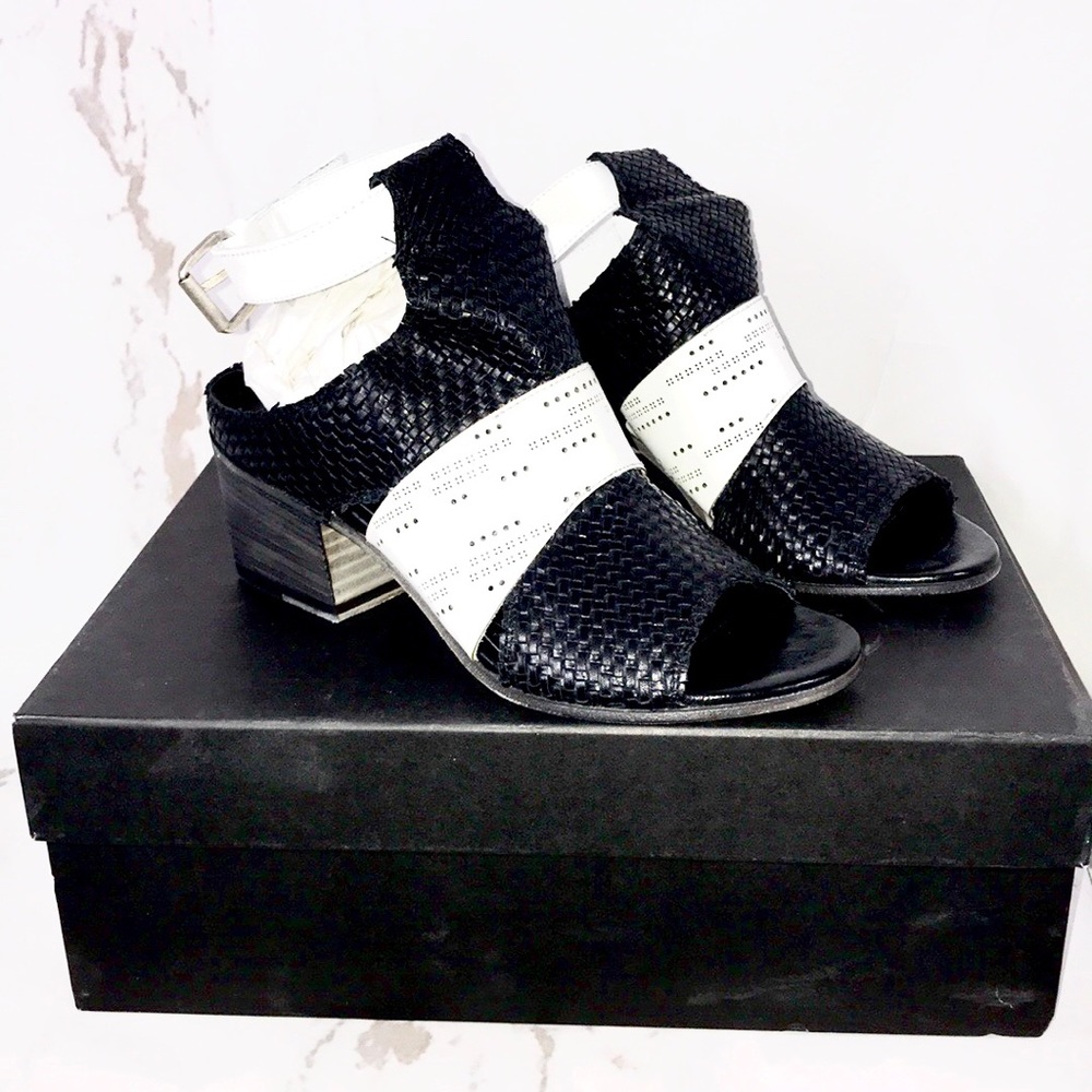I.N.K ink heels wedges black white woven sz 5
